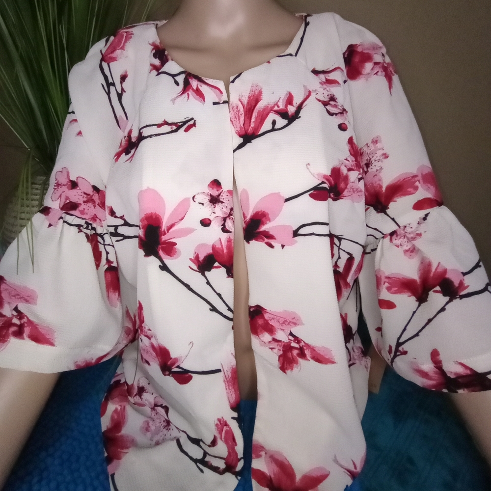 Floral jacket-size M